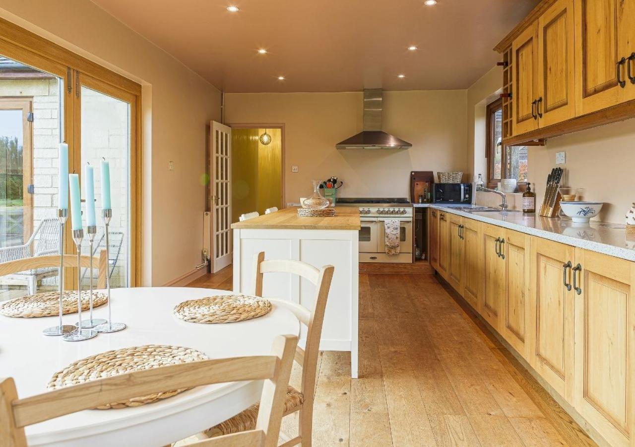Charming 3Bd Cotswolds Family Retreat Villa Bourton-on-the-Water Exterior photo